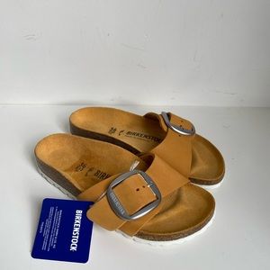 Birkenstock Madrid Big Buckle Sandals Apricot Nubuck sz 36